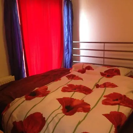 Holiday home Family House - Free Parking Space, Kids Friendly *